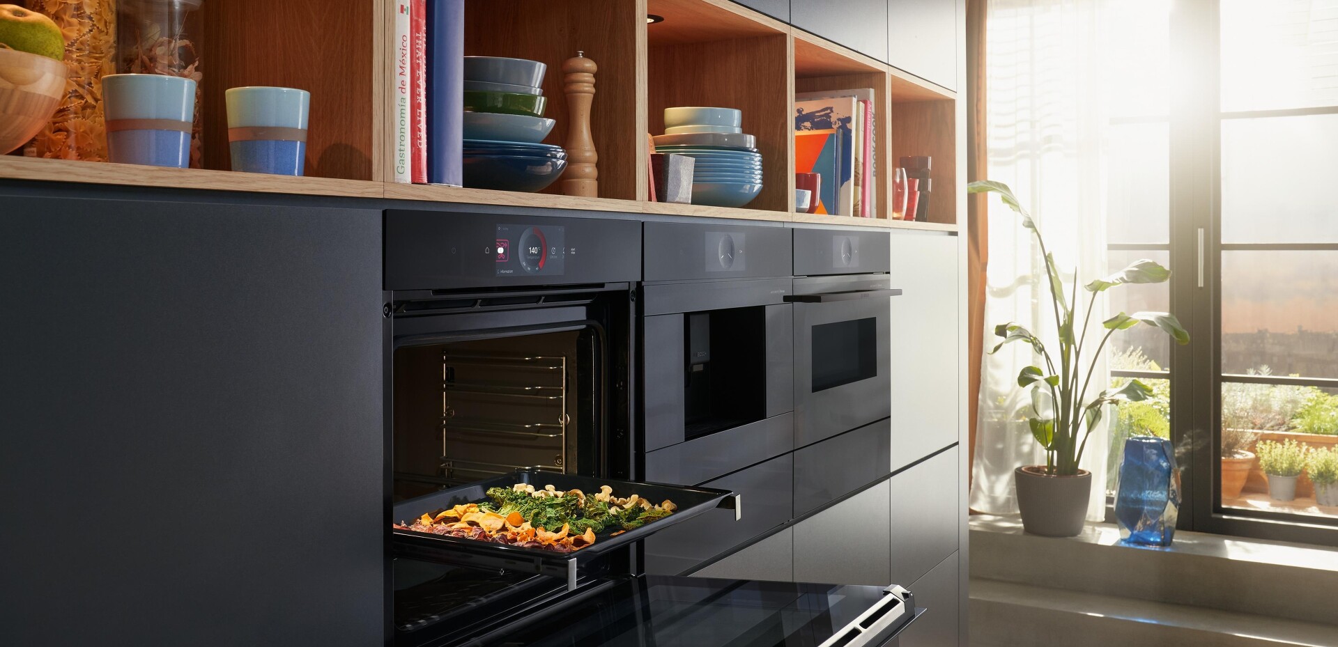 Mit innovativen und smarten Funktionen zum perfekten Esserlebnis! Mit innovativen und smarten Funktionen zum perfekten Esserlebnis!